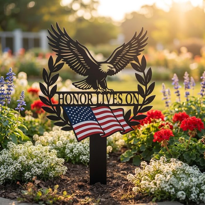 Patriotic Eagle Memorial Garden Stake